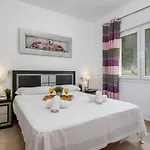 Kobe - Plusholidays Villa