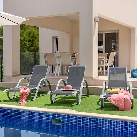 Kobe - Plusholidays Villa Teulada