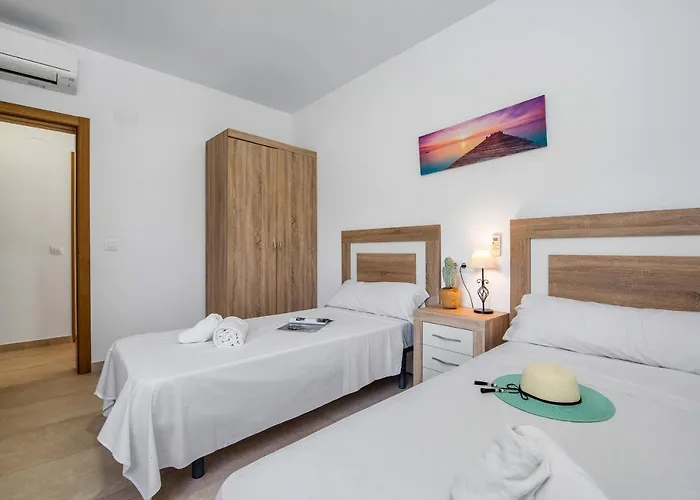 Kobe - Plusholidays Villa