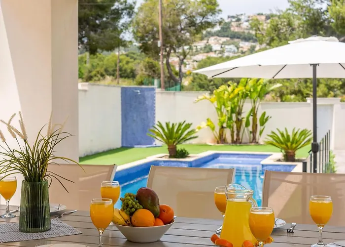 Villa Kobe - Plusholidays *